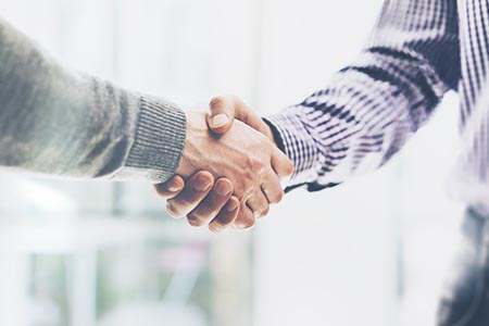 “炒恒指真赚钱？揭秘真相！”